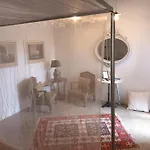 Le Rondini Solo Adultos מלון
